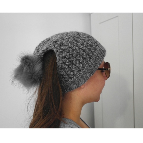 Handmade Winter Scarf Hat - Picture 4 of 4